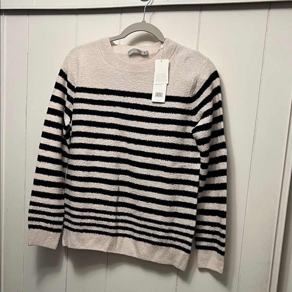 Vince new small Striped Black and Cream Sweater